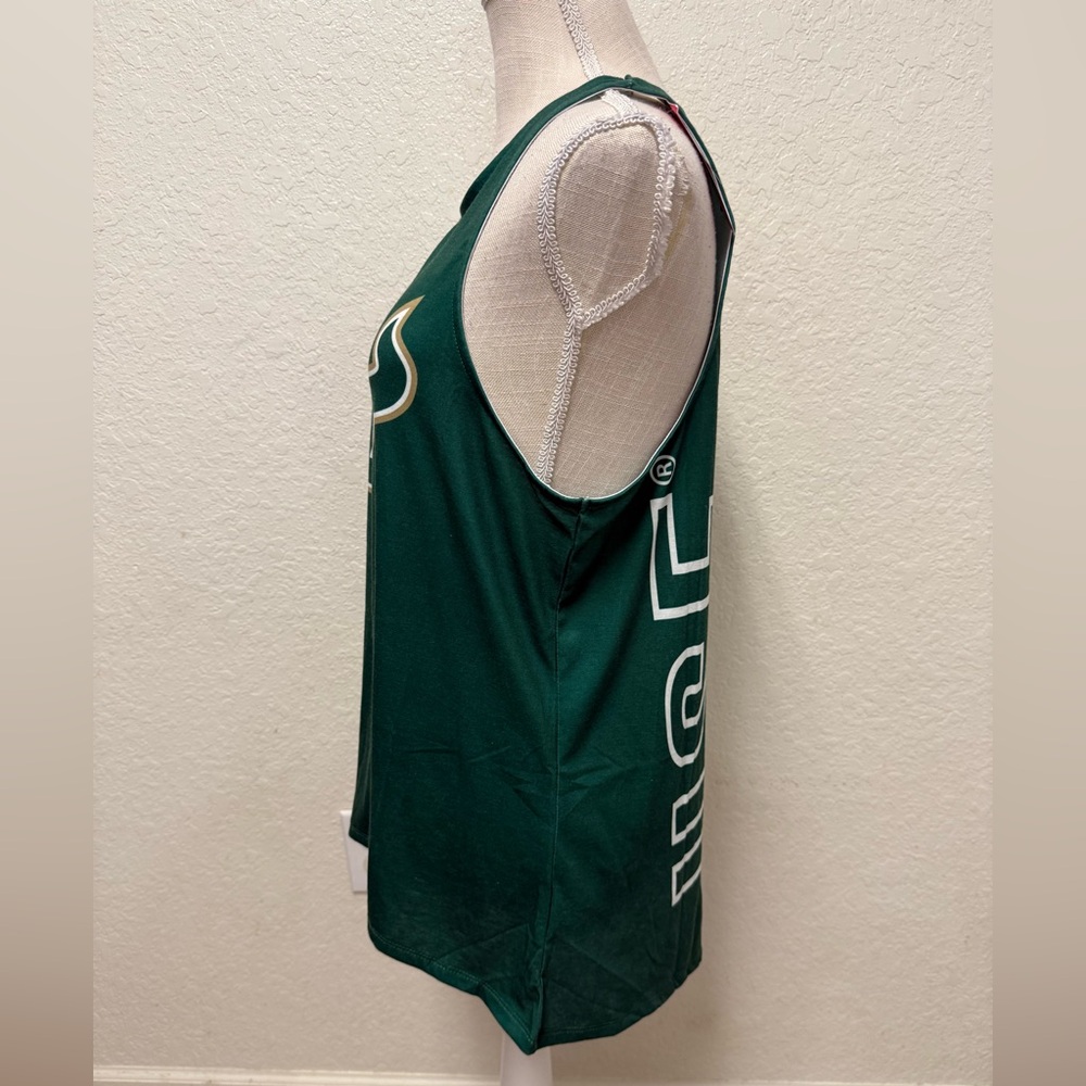 NWT USF Bulls Green & White Tank Top with Bull Logo Size Medium - Picture 5 of 16